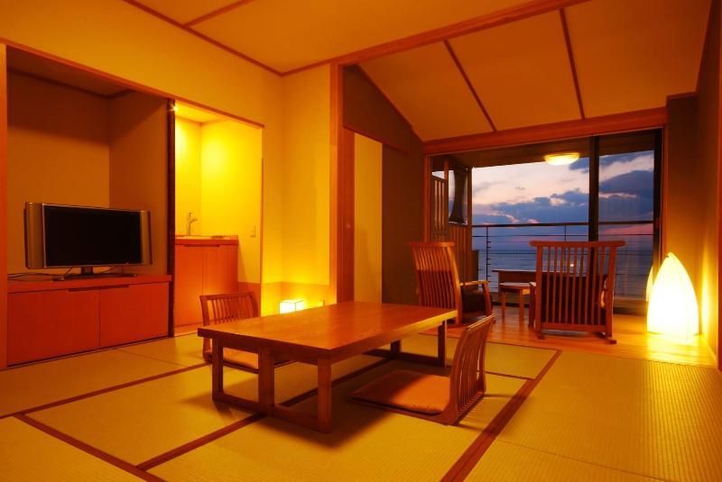 ฮามาจิโดริโนยุ ไคซิว Hotel ชิราฮามะ ภายนอก รูปภาพ